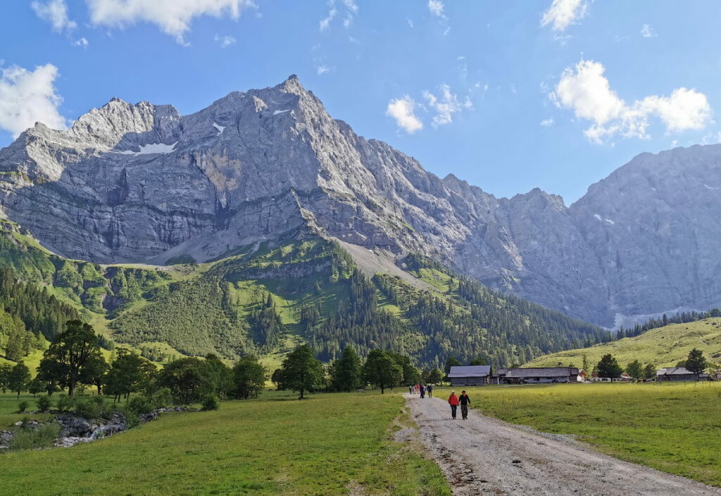 Tipp für deinen Achensee Wanderurlaub: Der Ausflug zum Großen Ahornboden mit der Engalm