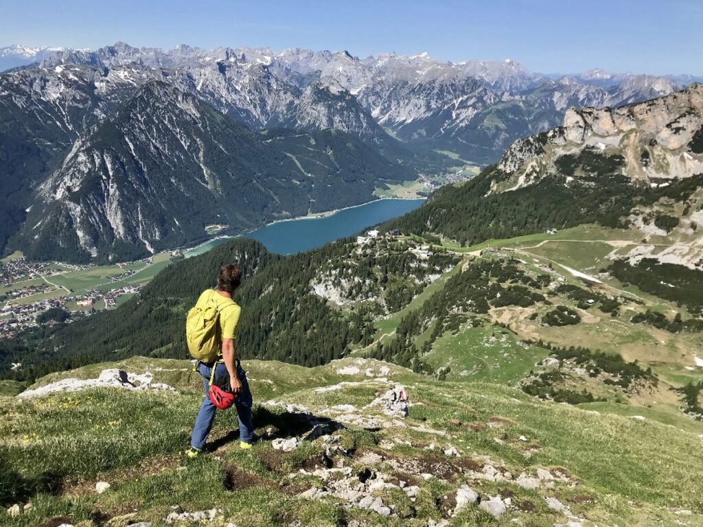 Auf die Haidachstellwand wandern - mit Blick auf den Achensee