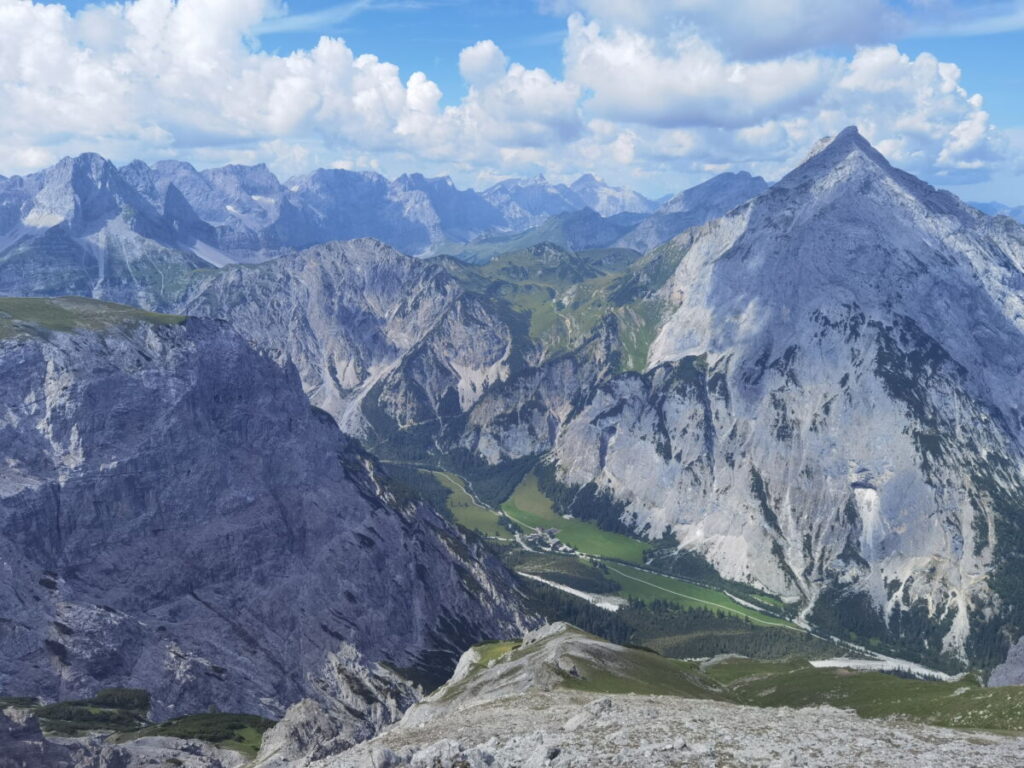 Aussicht von der Rappenspitze ins Herz des Karwendel